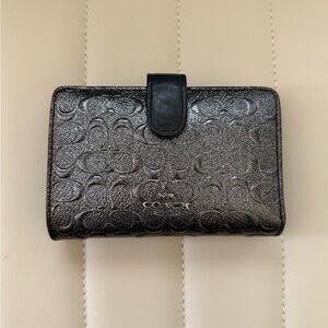 Coach Medium Corner Zip Shimmering Black Wallet